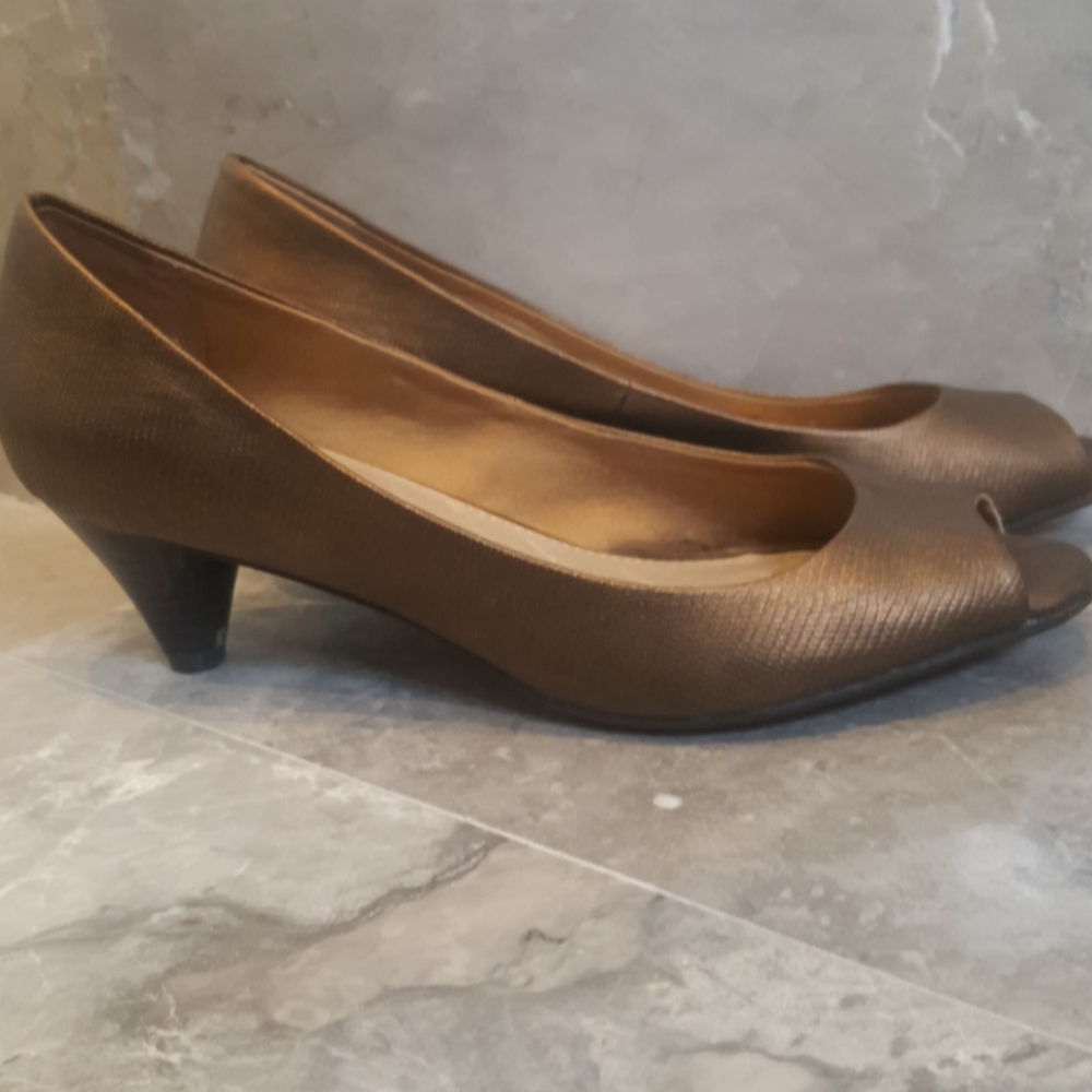 GIANI BERNINI copper peep toe shoes - Picture 2 of 8